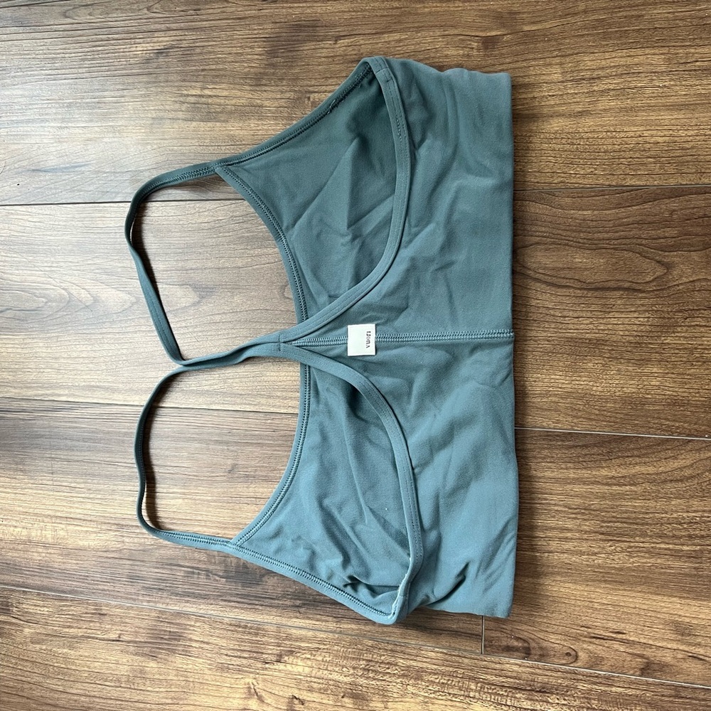 Vuori All The Feels Leggings and Bra